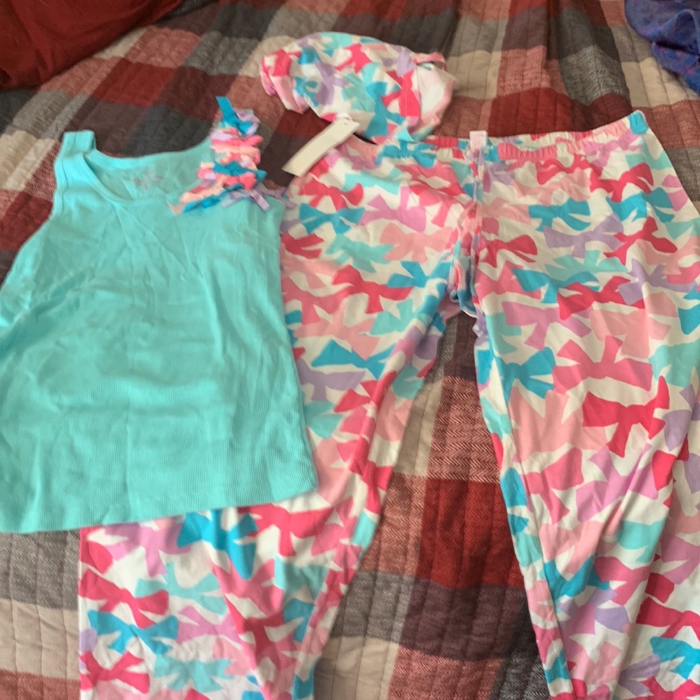 Victoria secret size large pajamas.